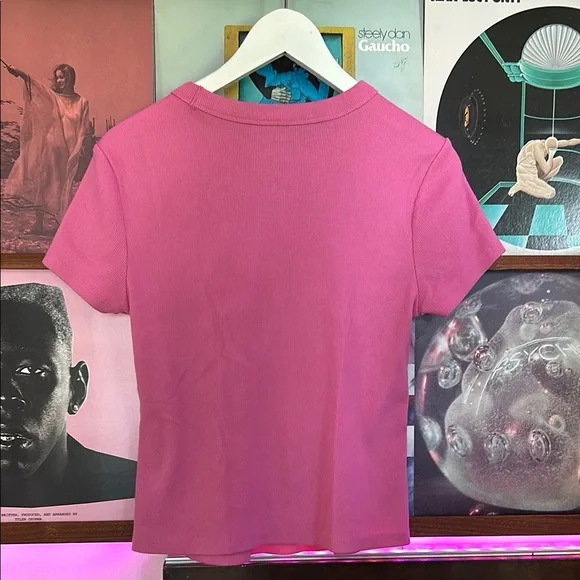 Fitted Pink Ribbed T-Shirt - Picture 3 of 3